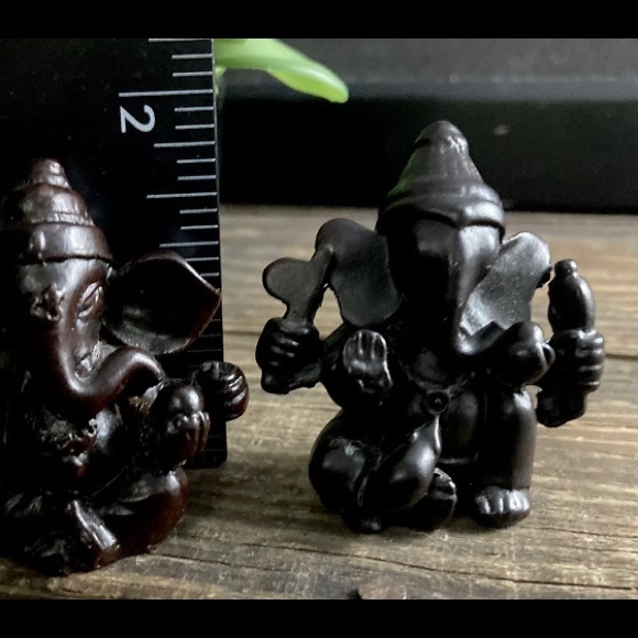 2 Ganesha Ganesh Figurines Small Statues Hindu Elephant God Remover of Obstacles - Picture 5 of 6